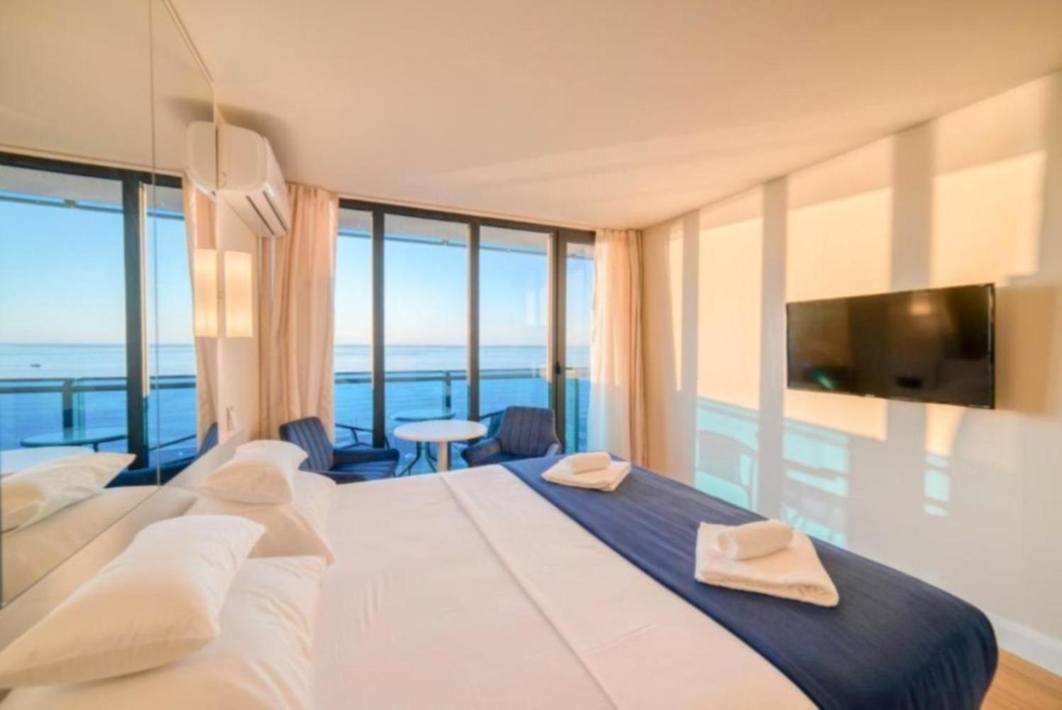 Panorama Black Sea View & Aparthotel Батуми Екстериор снимка