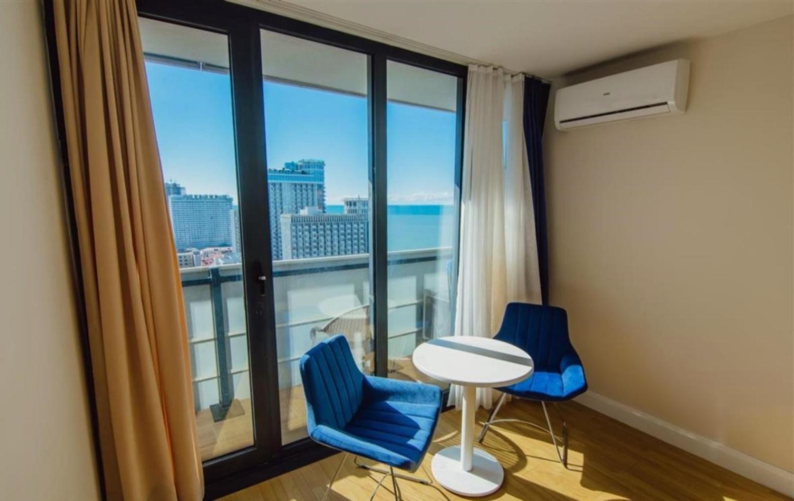 Panorama Black Sea View & Aparthotel Батуми Екстериор снимка