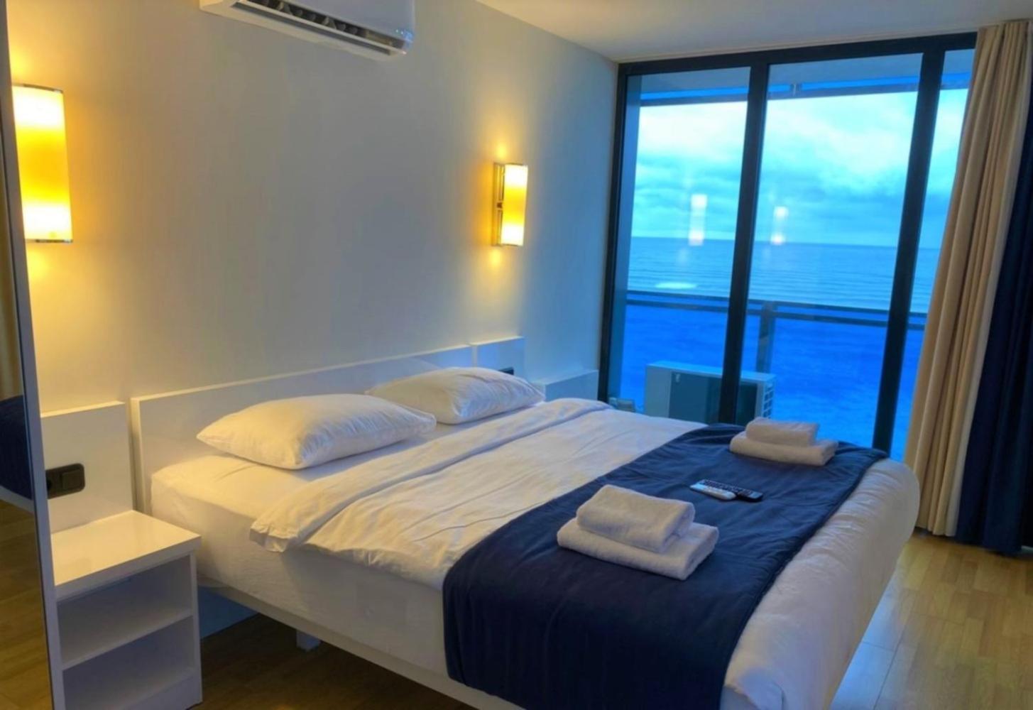 Panorama Black Sea View & Aparthotel Батуми Екстериор снимка